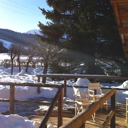 Charmant Chalet Familial, Idealement Situe, Aux Pieds Des Pistes Dans Domaine Privatif Holiday home