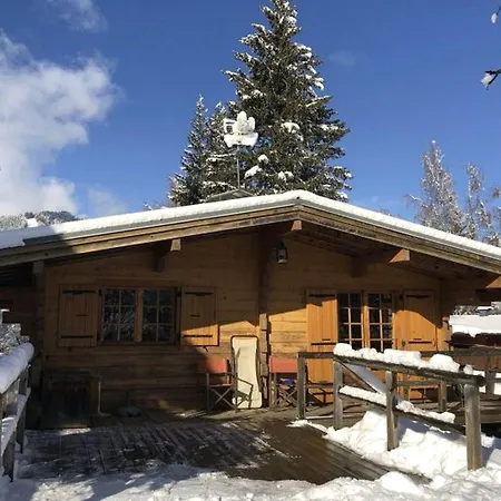 Holiday home Charmant Chalet Familial, Idealement Situe, Aux Pieds Des Pistes Dans Domaine Privatif